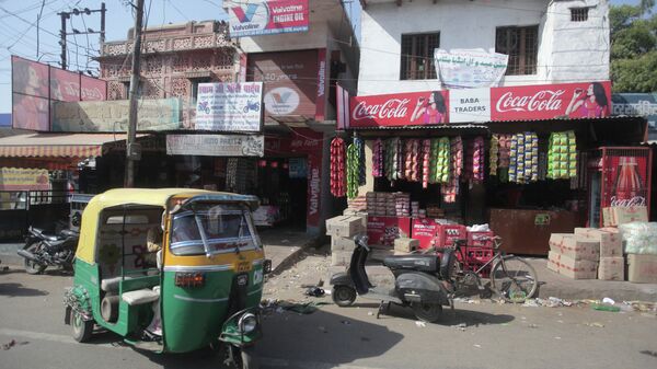 Одна из улиц индийского города Агра. Архивное фото
