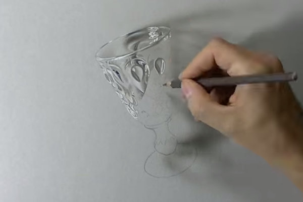 Как с помощью карандашей и ручек нарисовать объемный бокал