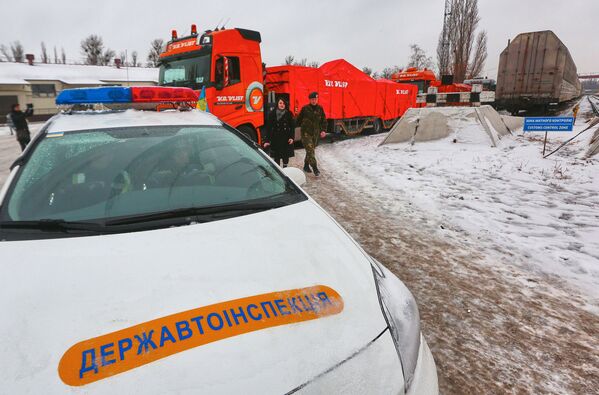 Из Харькова в Нидерланды отправили четыре автомобиля с обломками Боинг-777