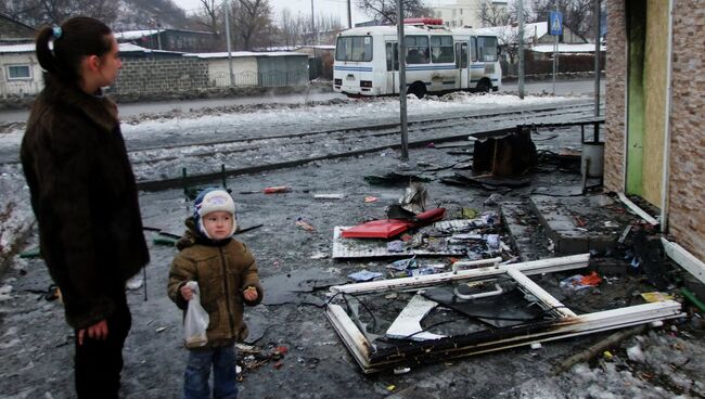 Последствия обстрела Донецка. Архивное фото