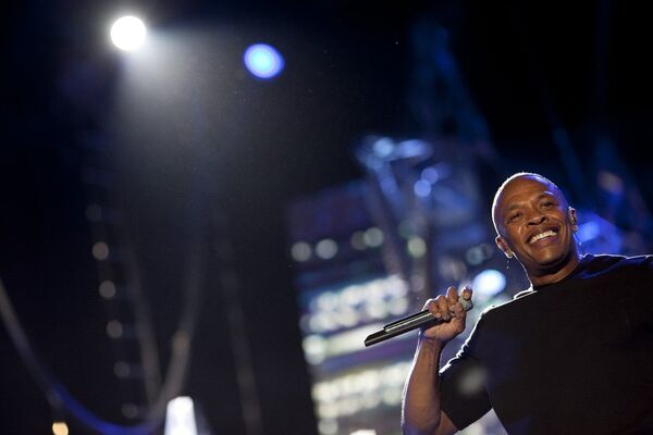 Американский репере Dr. Dre на фестивале Coachella Valley Music