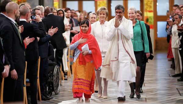 Лауреаты Нобелевской премии мира Малала Юсафзай и Кайлаш Сатьярти. Архивное фото