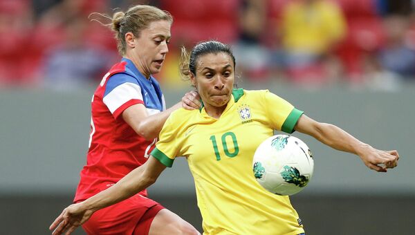 Игроки сборной Бразилии и США во время матча финала женского ЧМ по мини-футболу. Архивное фото