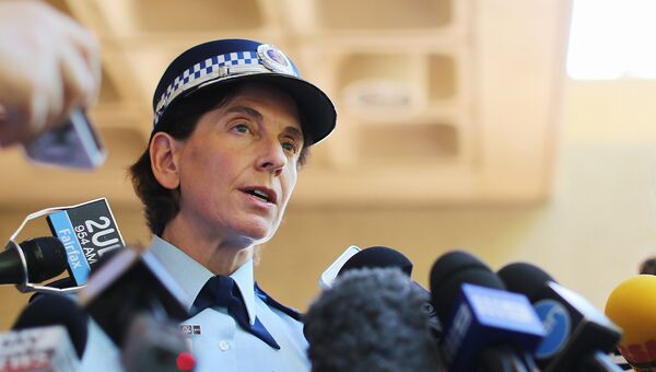 Пресс-конференция представителя полиции в связи с захватом заложников в одном из кафе в Сиднее