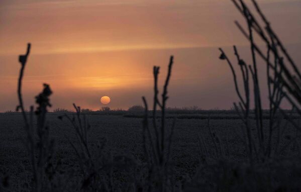 Рассвет возле города Харцызск, Донецкая область