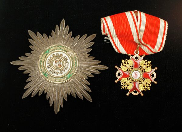 Звезда и знак Ордена Святого Станислава