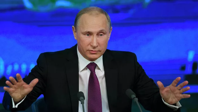 Президент России Владимир Путин на десятой большой ежегодной пресс-конференции