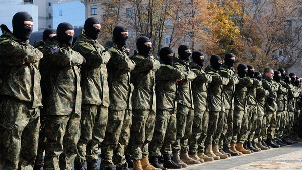 Отправка курсантов полка Азов в зону конфликта на юго-востоке Украины.