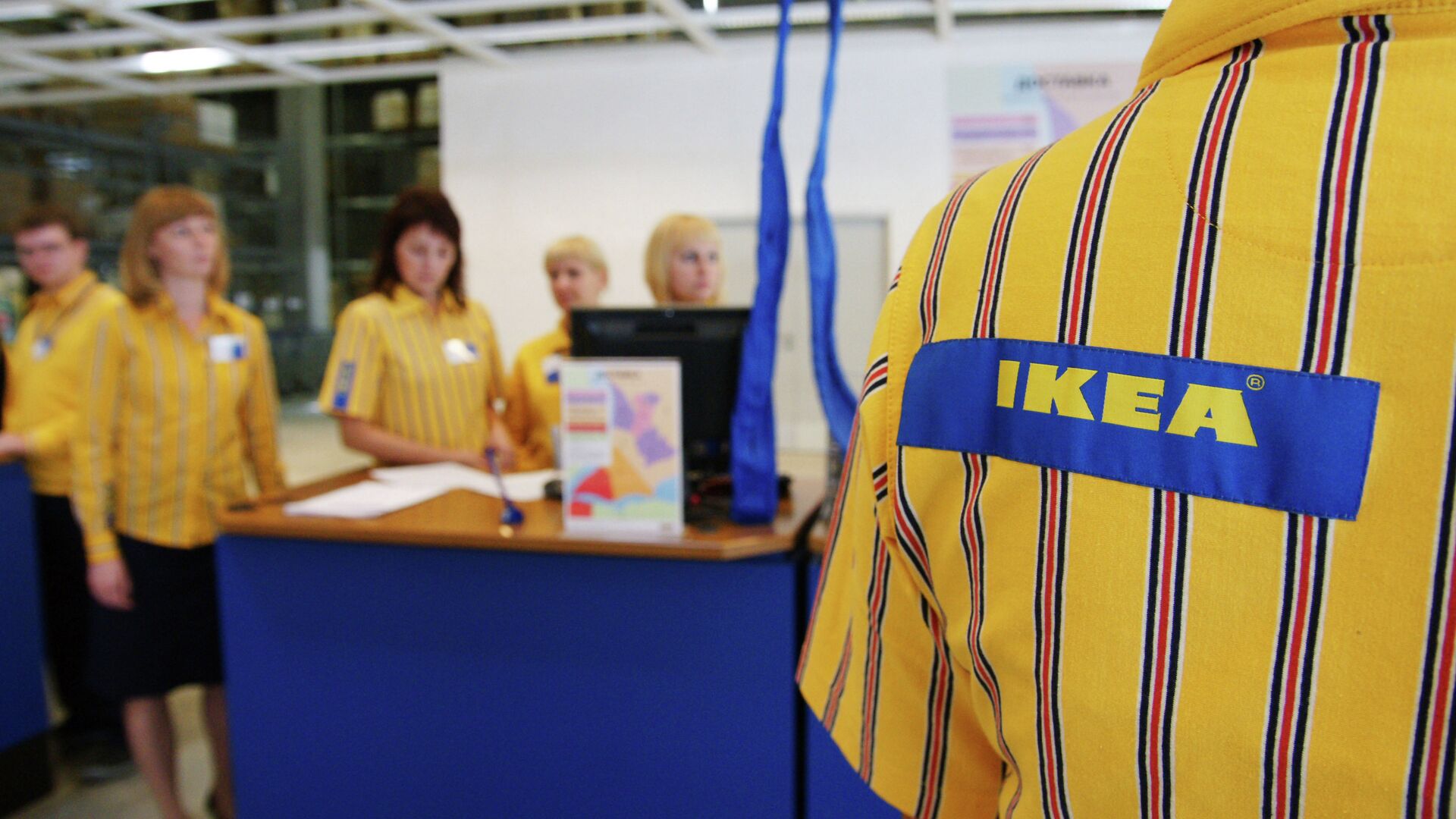 Персонал IKEA - РИА Новости, 1920, 15.06.2022