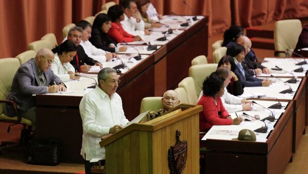 Лидер Кубы Рауль Кастро на заседании кубинского парламента