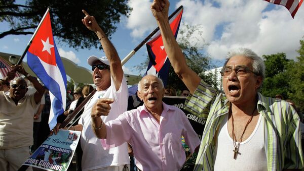 Протесты против восстановления отношений США с Кубой в Майами, 20 декабря 2014