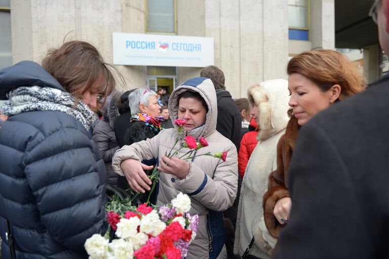 Открытие мемориальной доски в память об Андрее Стенине