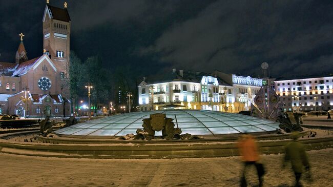 Минск, площадь Независимости. Белоруссия. Архивное фото
