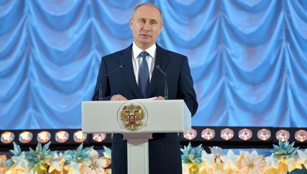 Президент России Владимир Путин выступает на традиционном новогоднем приеме в Государственном Кремлевском дворце