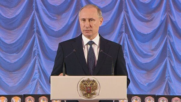 Путин назвал ключевое условие для преодоления трудностей в 2015 году