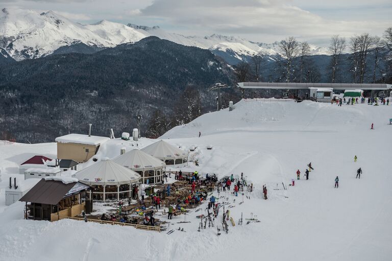 Открытие горнолыжного сезона на курорте Роза Хутор Открытие горнолыжного сезона на курорте Роза Хутор