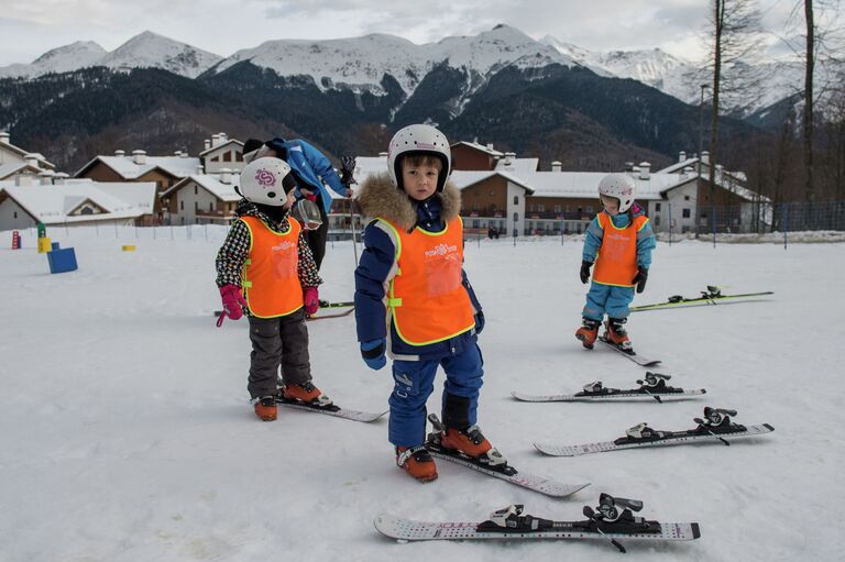 Открытие горнолыжного сезона на курорте Роза Хутор Открытие горнолыжного сезона на курорте Роза Хутор