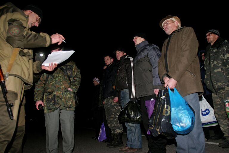 Обмен пленными между ополченцами и силовиками состоялся в пригороде Донецка