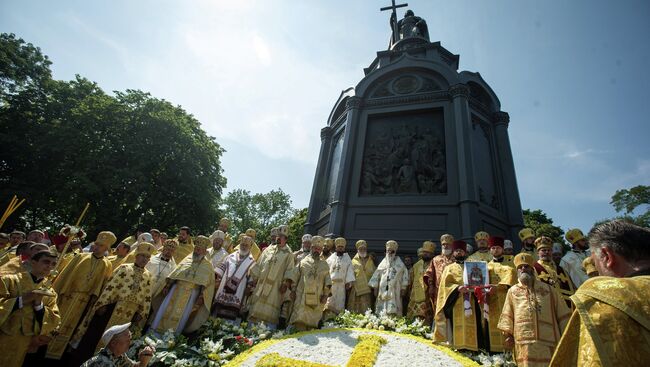 Празднование 1025-летия крещения Киевской Руси в Киеве