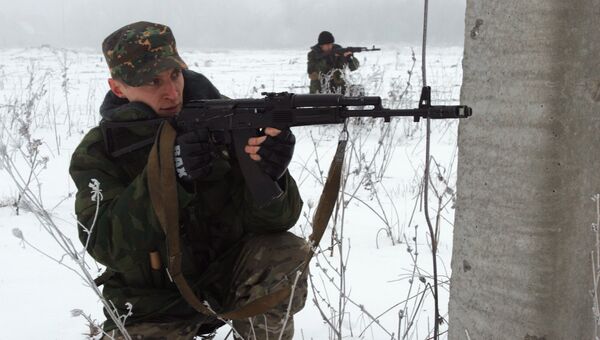 Ополченцы в Донецке. Архивное фото