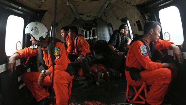 Поисковая операция на месте крушения самолета AirAsia в Яванском море, 5 января 2015