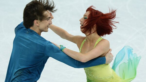 Тиффани Загорски и Джонатан Гурейро в произвольной программе танцев на льду на ЧР. Архивное фото