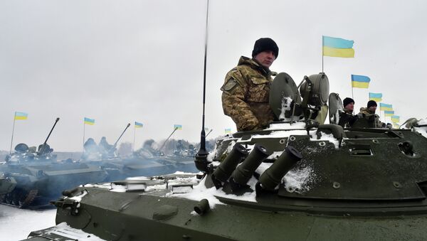 Украинские военнослужащие на военной базе. Архивное фото