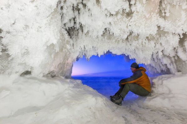 Ледяные пещеры в штате Висконсин, США