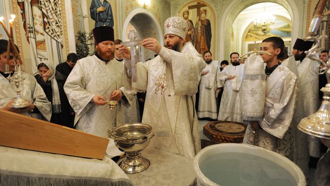 Освящение воды в Крещенский сочельник. Архивное фото