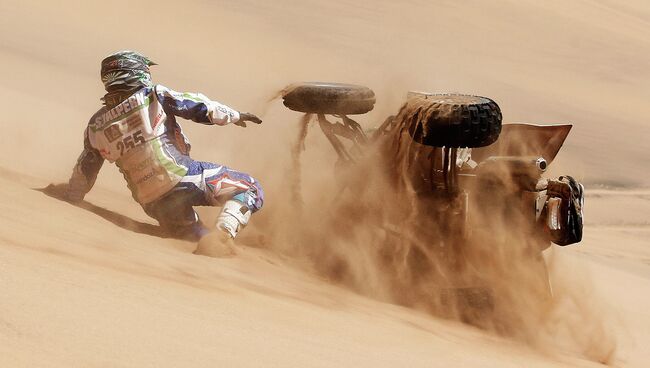 Участник ралли Дакар 2015 из Аргентины Участник ралли Дакар 2015 из Аргентины