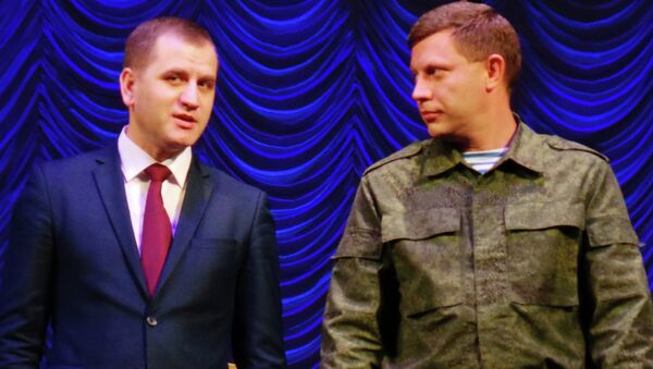 Глава ДНР Александр Захарченко и министр МВД ДНР Олег Береза. Архивное фото