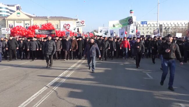 Митинговавшие за исламские ценности в Чечне выпустили в небо воздушные шары