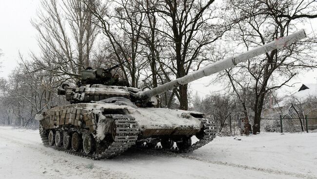 Танк Вооруженных сил Украины в Донбассе. Архивное фото