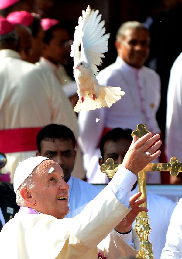 Папа Римский Франциск во время визита на Шри-Ланку
