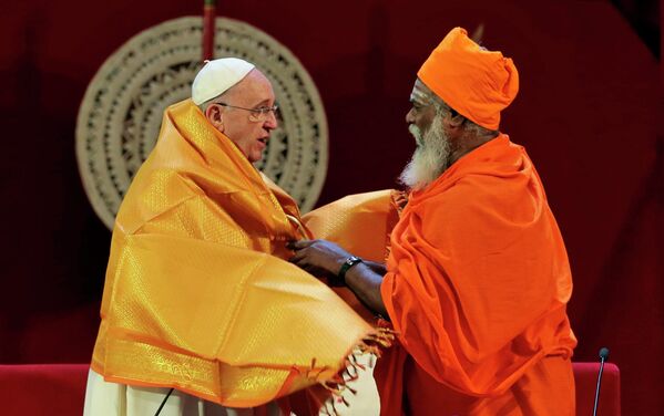 Папа Римский Франциск во время визита на Шри-Ланку