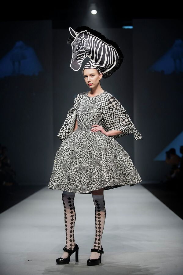 Показ коллекции дизайнера Andy Ho во время недели моды в Гонконге