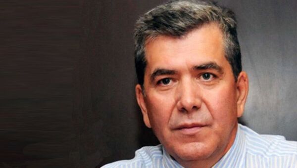 Представитель Коалиции радикальных левых СИРИЗА Алексис Митропулос