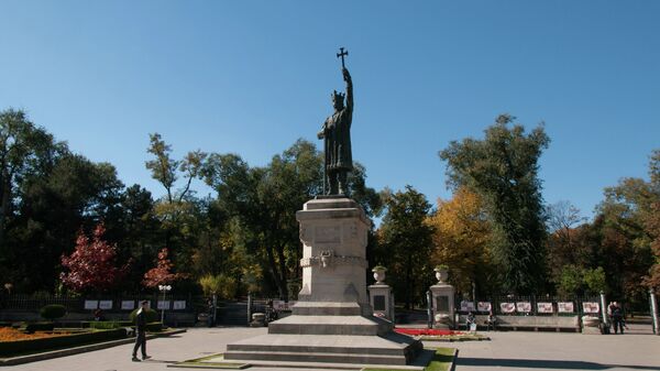 Памятник Стефану Великому в Кишиневе, Молдавия