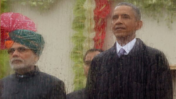 Премьер-министр Индии Нарендра Моди и президент США Барак Обама на параде в честь празднования Дня Республики в Индии