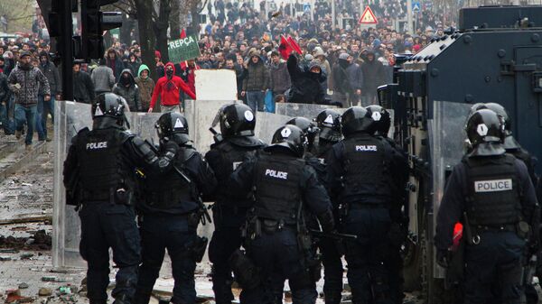 Беспорядки в столице края Косово Приштине. 27 января 2015