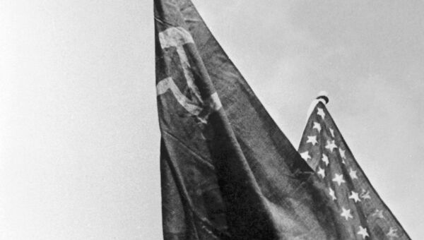 Флаги трех союзных держав в Севастополе. Ялтинская конференция. Февраль 1945 года. Архивное фотоФлаги трех союзных держав в Севастополе. Архивное фото