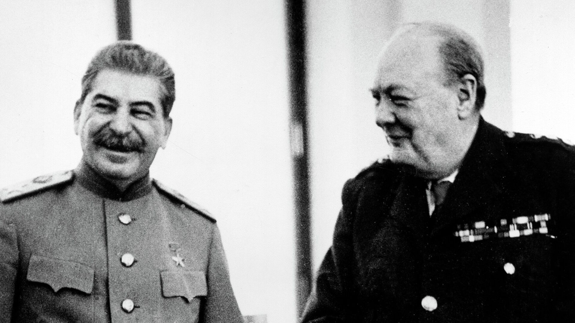 USSR Marshal Iosif Vissarionovich Stalin and British Prime Minister Winston Churchill at Livadia Palace - RIA Novosti, 1920, 29.11.2022