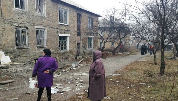 Последствия обстрела Донецка украинскими силовиками. 28 января 2015