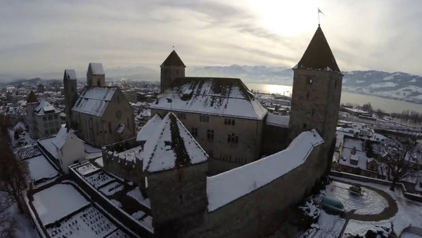 3d-съемки с швейцарского дворца Schlosses Rapperswil с квадрокоптера