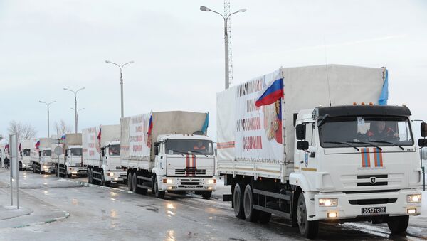 Отправка гуманитарного конвоя для Донбасса. Архивное фото