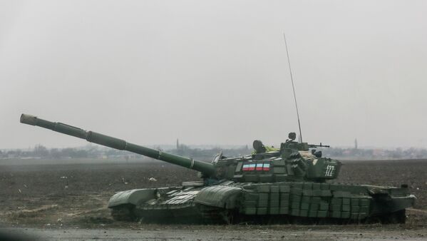Военная техника ополчения ДНР возле города Енакиево