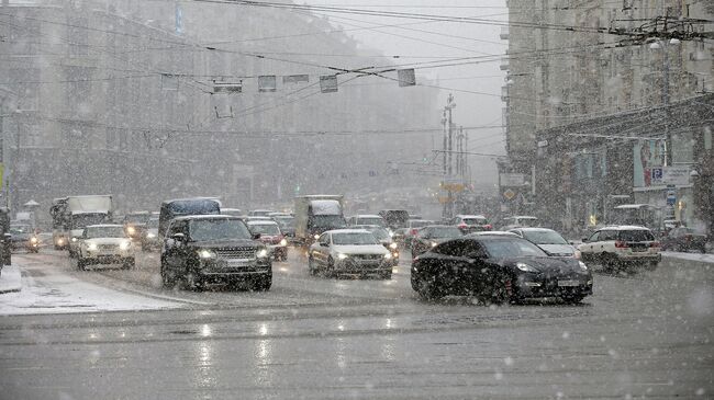 Снегопад в Москве