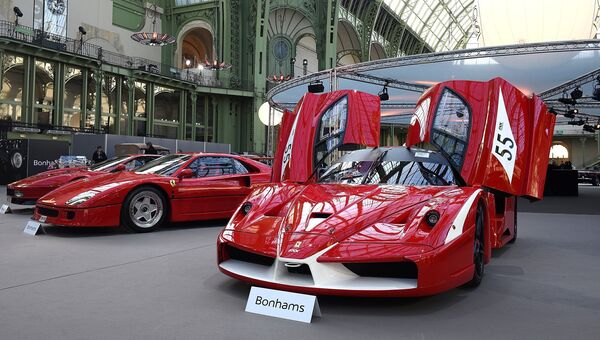 Автомобиль Ferrari FXX. Архивное фото