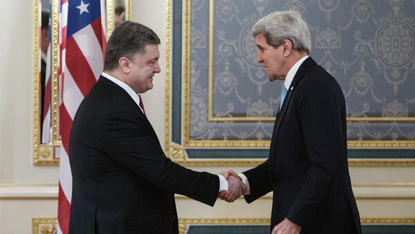 Встреча президента Украины П.Порошенко и Госсекретаря США Дж.Керри. Архивное фото