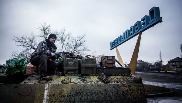 Солдат армии Украины в Дебальцево. Февраль, 2015. Архивное фото